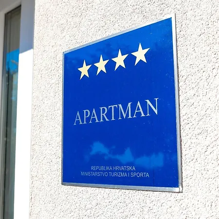 Feria 1 Appartement *