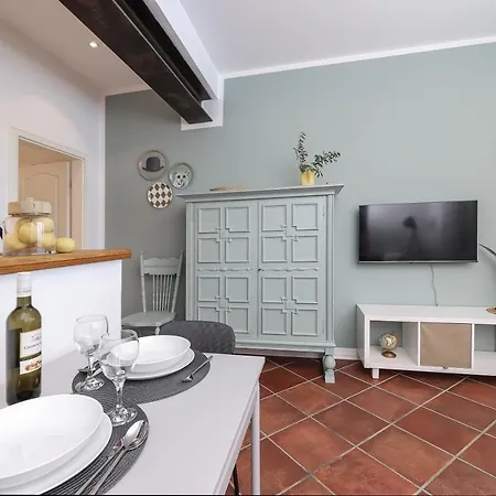 Feria 1 * オパティヤ